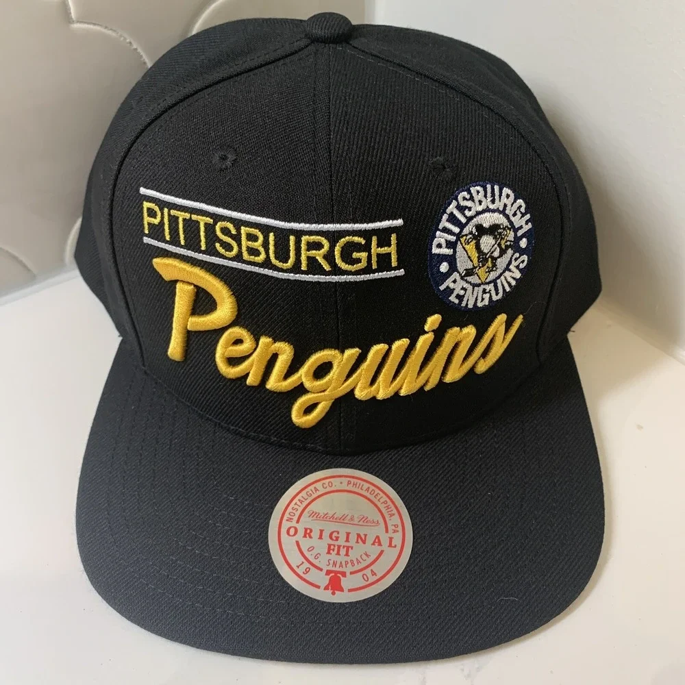 Pittsburgh Penguins Mitchell & Ness NHL Black Retro Adjustable Snapback Hat OSFM